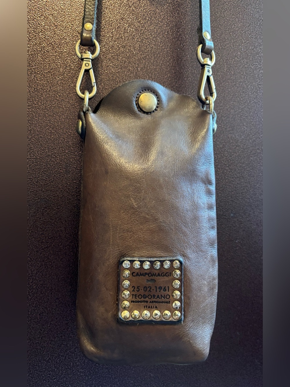 Campomaggi Verde Militare Leather Crossbody Pouch with Stud Plaque
